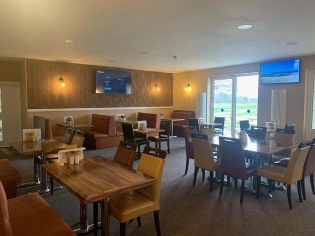 Silverstone Golf Club And Hotel 외부 사진